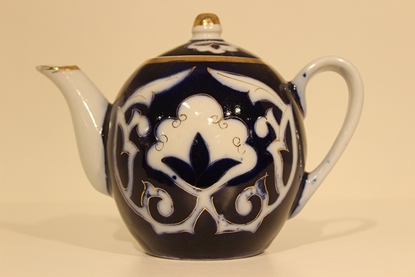 Picture of VINTAGE TEAPOT